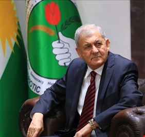 هل أن الرئيس المنتخب عبد اللطيف رشيد مرشح البرزاني أم الطالباني ..؟   بوادر خلاف بين الحزبين الكرديين بعد يوم من انتخاب رئيس العراق