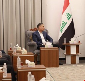 ماذا يفعل 8 محافظين في مكتب هادي العامري ؟