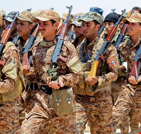 قاضٍ عراقي يدعو لإيقاف تشريع قانون الخدمة الإلزامية: أولادكم في دول الخارج
