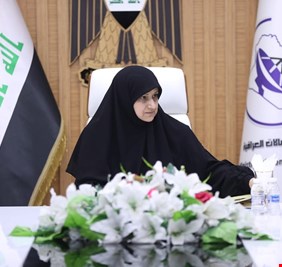 هيام الياسري …وزيرة تضع قدمها في عش الدبابير وتشن حربي الانحطاط والفساد