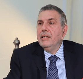 لماذا يطالب محمد توفيق علاوي البرلمان العراقي بتغيير النظام السياسي في البلاد ؟!