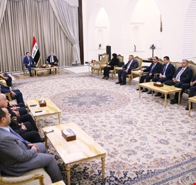 السوداني وكابينته أمام رئيس الجمهورية عبد اللطيف رشيد