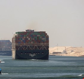 لأول مرة.. مصر تعلن إيرادات قناة السويس خلال 153 عاما وعدد السفن المارة