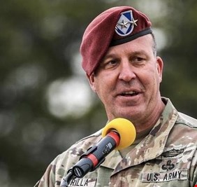 مياه الخليج.. قوة تقودها واشنطن تستعد لنشر 100 سفينة مسيرة