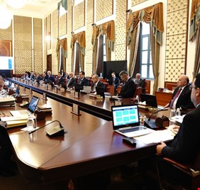 مجلس الوزراء يعفي فلاح حسن من منصبه