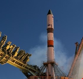 رائد فضاء يقترح حل المشكلات السياسية عن طريق إرسال قادة الدول الكبرى إلى الفضاء