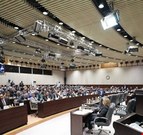 مجلس النواب يؤجل التصويت على الدرجات الخاصة في جلسة الغد