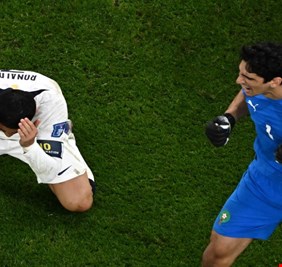 فشل رونالدو يُدخل ياسين بونو تاريخ كأس العالم