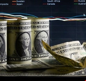 أغنى رجل في العالم يطلق تحذيرا بشأن الاقتصاد العالمي