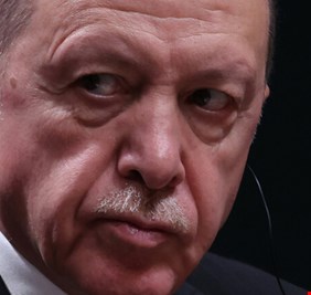 أردوغان: طائراتنا الحربية ومسيراتنا ستضرب أثينا إذا لم تتوقف اليونان عن الاستفزازات