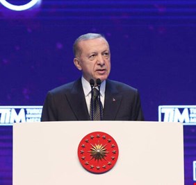 أردوغان يعول على توريدات الغاز من تركمانستان عبر بحر قزوين