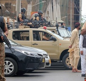 مقتل 4 من عناصر الشرطة بهجوم في شمال غرب باكستان