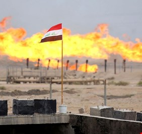 النفط تعلن عن خطة لإيقاف عملية حرق الغاز المصاحب