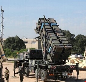 اسوشيتد برس: واشنطن ستسلم كييف أنظمة الدفاع الصاروخي 