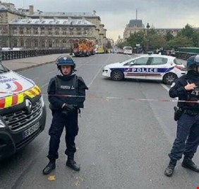 مطلق النار في باريس يؤكد أن دوافعه 