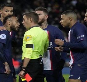 نيمار يتعرض للطرد بسبب محاولته التحايل على الحكم