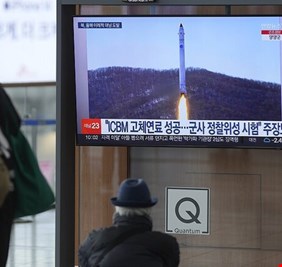 سيئول: كوريا الشمالية أطلقت 3 صواريخ باليستية تجاه البحر الشرقي