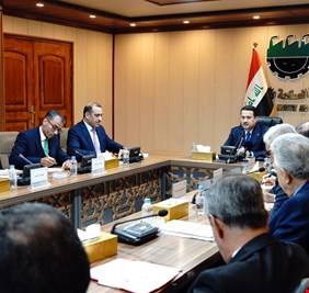 السوداني في وزارة الصناعة ويؤكد وجود خطة لإيقاف تهريب الدولار