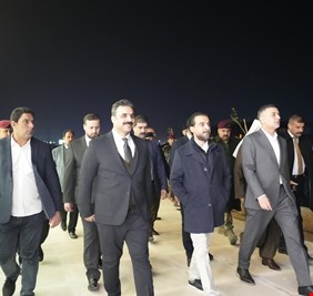 الحلبوسي يزور منفذ سفوان للاطلاع على تسهيل دخول الوافدين للمشاركة في بطولة خليجي 25