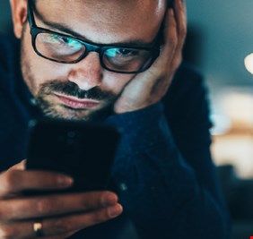 التكنولوجيا تحميك من المستويات العميقة من الملل .. ولكنها مشكلة حقيقية!