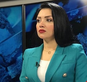 الإعلامية منى سامي تحتفي بهدف اسو روستم بتغريدة (وطنية) جذابة