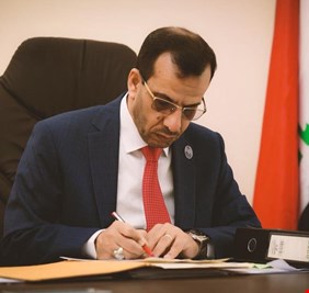 النزاهة تكشف عن توقيع محافظ الديوانية عقوداً بقيمة 17 مليار بعد سحب يده من الوظيفة