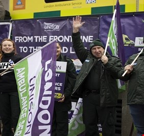 قرابة 100 ألف بريطاني عازمون على الإضراب الشهر المقبل