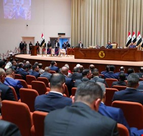 نواب جدد يؤدون اليمين القانونية في البرلمان