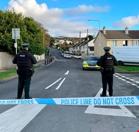 ممدداً على السرير.. العثور على رفات شخص توفي منذ 20 عاماً في إيرلندا