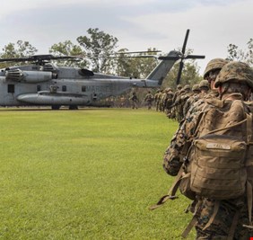 أستراليا ترسل 70 عسكريا ليشاركوا في تدريب الجنود الأوكرانيين في بريطانيا
