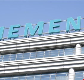 من اين سيمول العراق عقد شركة سيمنز الألمانية؟