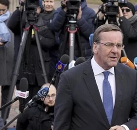 وزير الدفاع الألماني الجديد يعتزم زيارة أوكرانيا