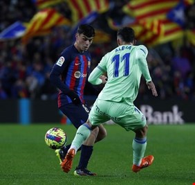 بيدري ينقذ برشلونة من كمين خيتافي