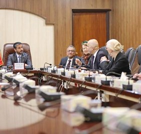 العراق يعلن تسلم مشروع الجامعة البريطانية