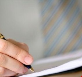 تكلم الجرجير بين يديها