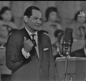 شقيق عبدالحليم حافظ يغني للإمام الحُسين