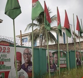 نيجيريا تنتخب رئيسها وسط غياب الأمن وأزمة اقتصادية