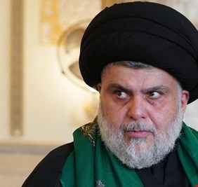 مقتدى الصدر يصوب نحو الفساد الحكومي