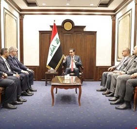 العراق يدعو أوربا لرفع الحظر عن الطائر الأخضر