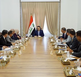 السوداني يوجه ضربة لشركات الدفع الإلكتروني