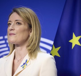 رئيسة البرلمان الأوروبي تصل بزيارة مفاجئة إلى أوكرانيا