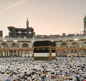 السعودية تصدر تحذيرات شديدة للمعتمرين المصريين