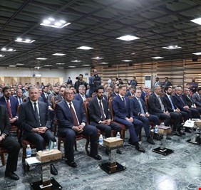 وزير النفط يعلن عن مشروع لإضافة 250 الف برميل يومياً للانتاج بالشراكة مع شركات روسية و يابانية