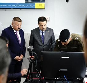 بعد ان اطلقه رئيس الوزراء مع وزير الداخلية.. الكشف عن ميزات الجواز الالكتروني الجديد