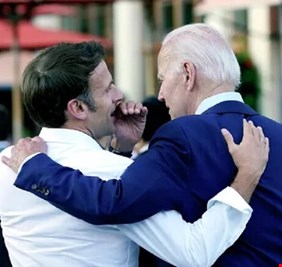 بايدن وماكرون يناقشان دعم أوكرانيا والتعاون في منطقة المحيطين الهندي والهادئ