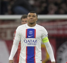 بايرن ميونخ ينهي مشوار سان جيرمان مبكرا في دوري الأبطال