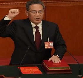 تعيين لي تشيانغ رئيسا جديدا للحكومة الصينية