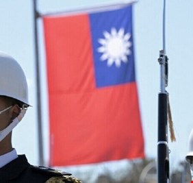 الدفاع التايوانية: رصد تحركات للبحرية الصينية بالقرب من الجزيرة