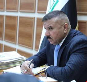 مثمناً موقف جمهوره الرياضي.. الشمري يتابع نادي الشرطة ويوجه بدعمه