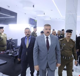 الشمري يعلن إنهاء أزمة الجوازات